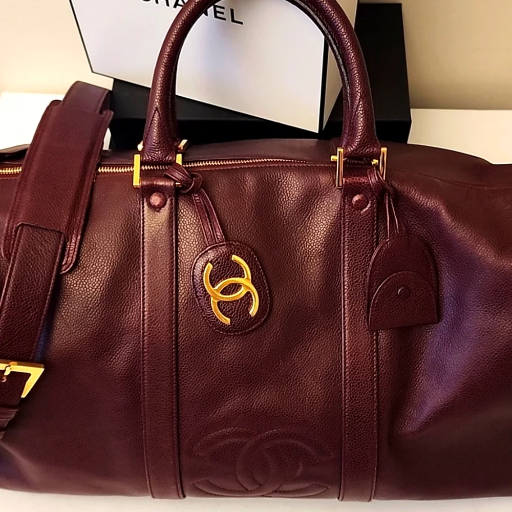 Rare! Chanel CC Caviar Leather Duffel Travel Gym Bag Burgundy ENTRUPY COA - Picture 4 of 16